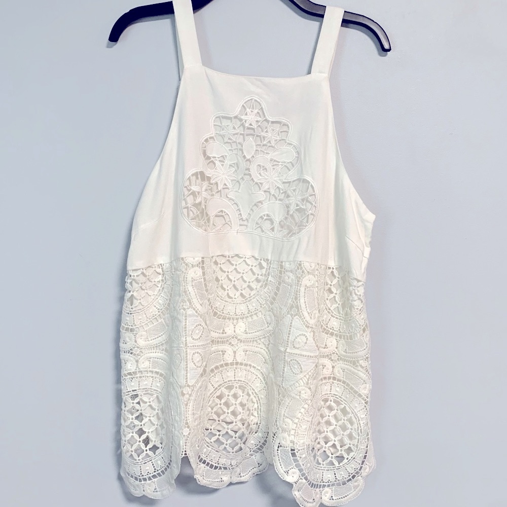 Francesca’s White embroidered boho tank top size medium bohemian square neck